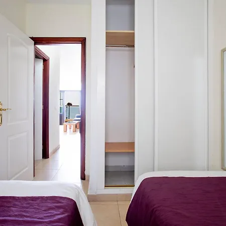 Caleta Sea View 2 شقة