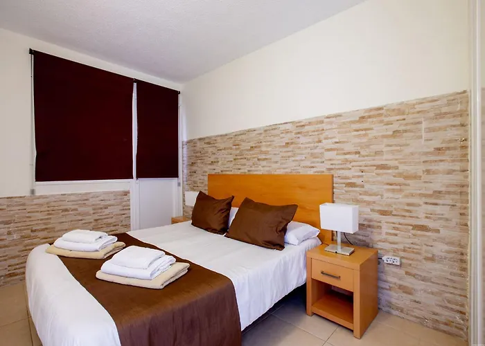 Caleta Sea View 2 Апартаменти