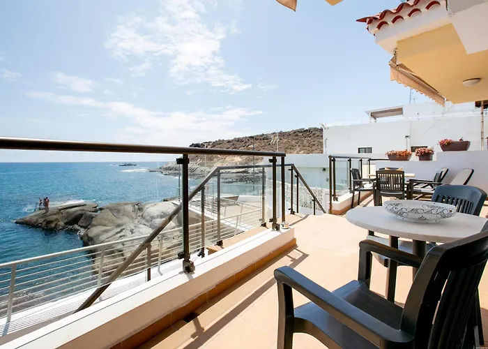 Caleta Sea View 2 Апартаменти